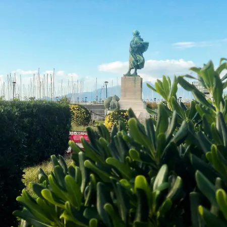 Apartamento Vista Panoramica A Con Due Terrazze Lavagna